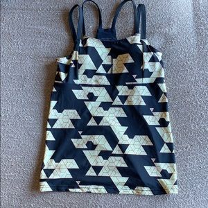 COPY - Oiselle strappy tank. Built in bra!